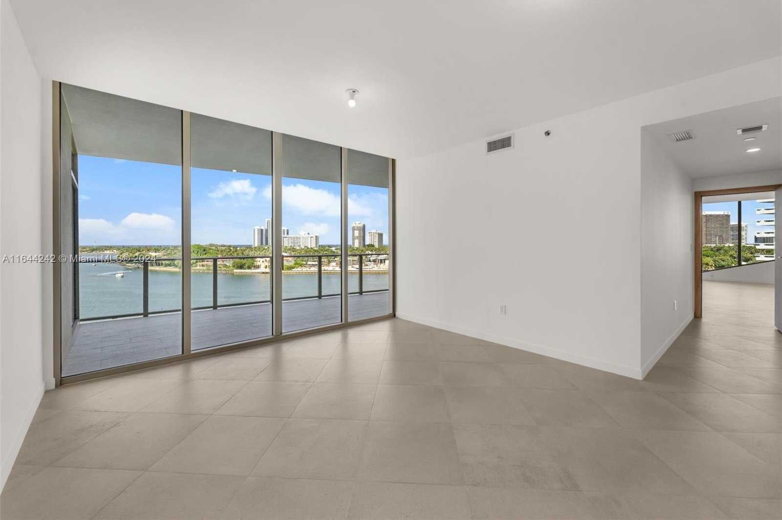 Small Image of 1135 103rd St, Bay Harbor Islands, FL 33154, USA Number 12