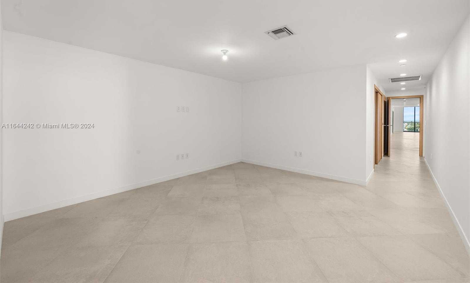 Small Image of 1135 103rd St, Bay Harbor Islands, FL 33154, USA Number 19