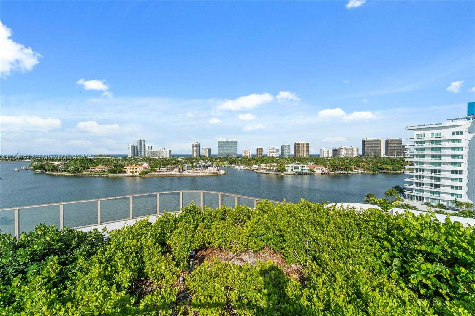 Small Image of 1135 103rd St, Bay Harbor Islands, FL 33154, USA Number 36