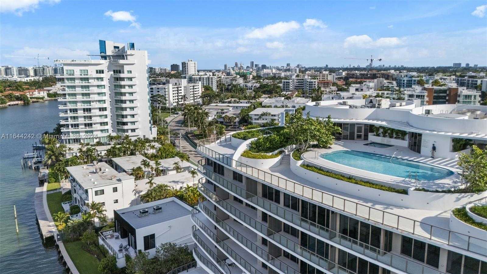 Small Image of 1135 103rd St, Bay Harbor Islands, FL 33154, USA Number 43