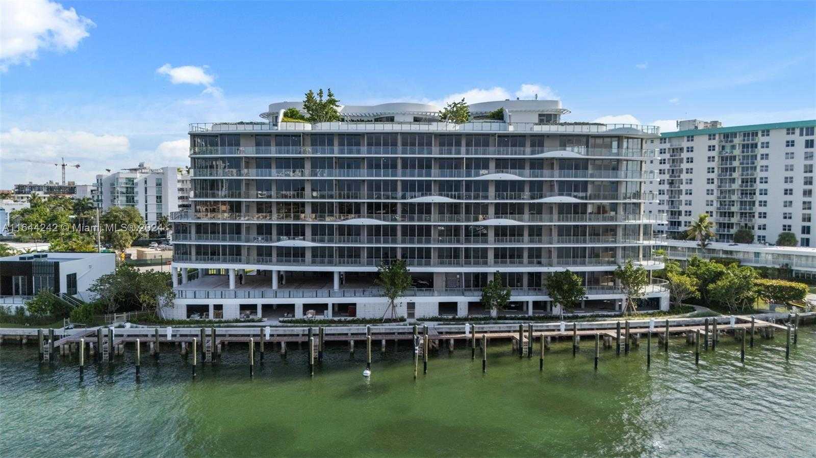 Small Image of 1135 103rd St, Bay Harbor Islands, FL 33154, USA Number 45