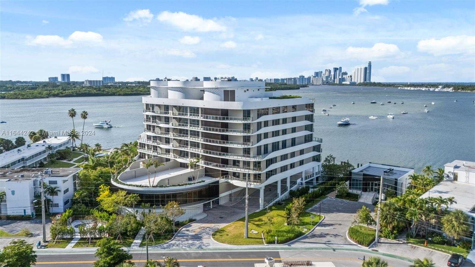 Small Image of 1135 103rd St, Bay Harbor Islands, FL 33154, USA Number 49