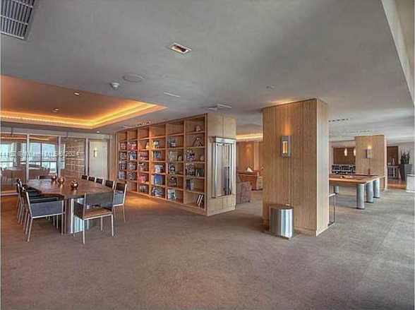 Small Image of 900 BISCAYNE BLVD #3810, Miami Number 10