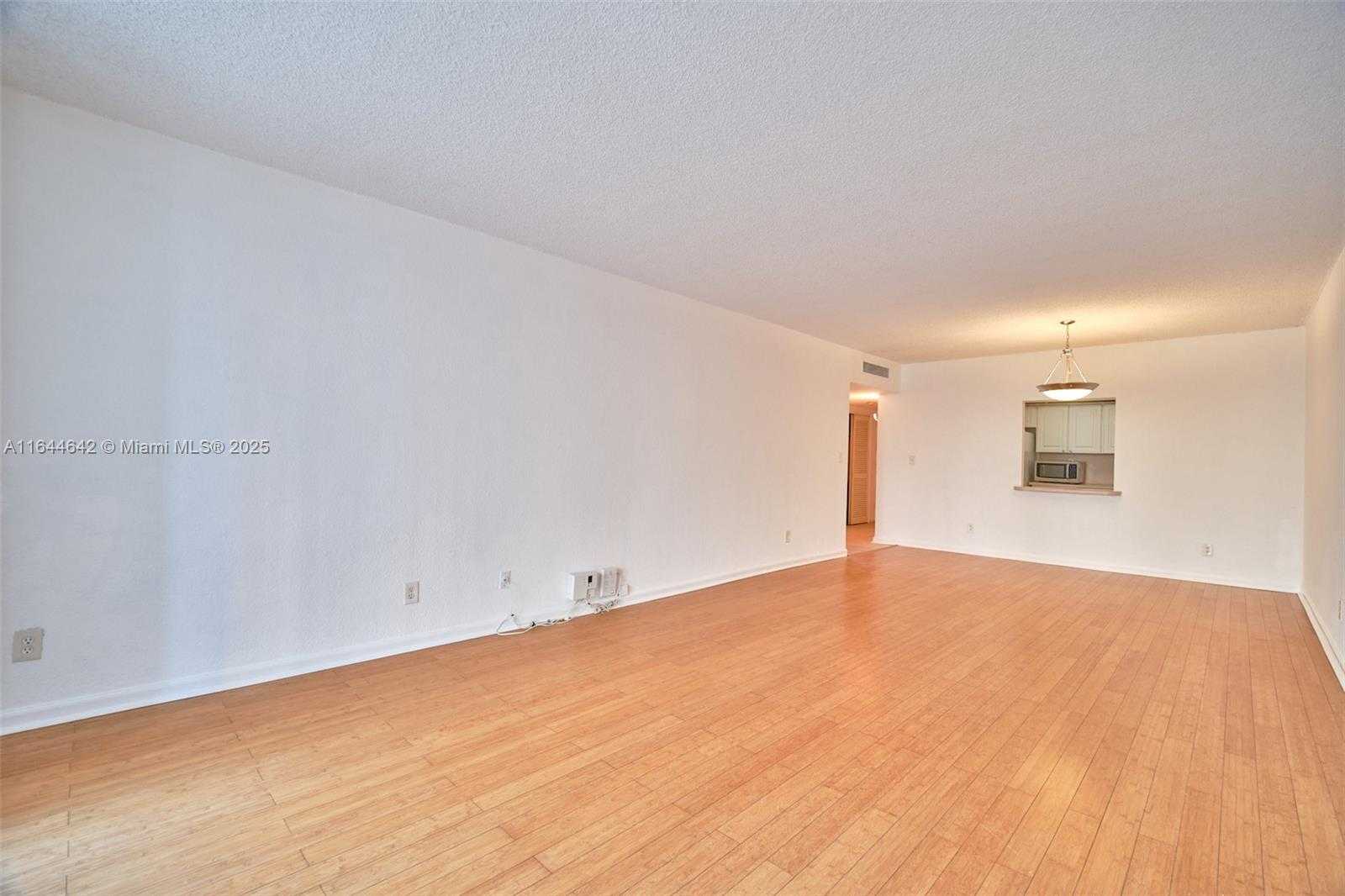 Small Image of 19390 COLLINS AVE #212, Sunny Isles Beach Number 6