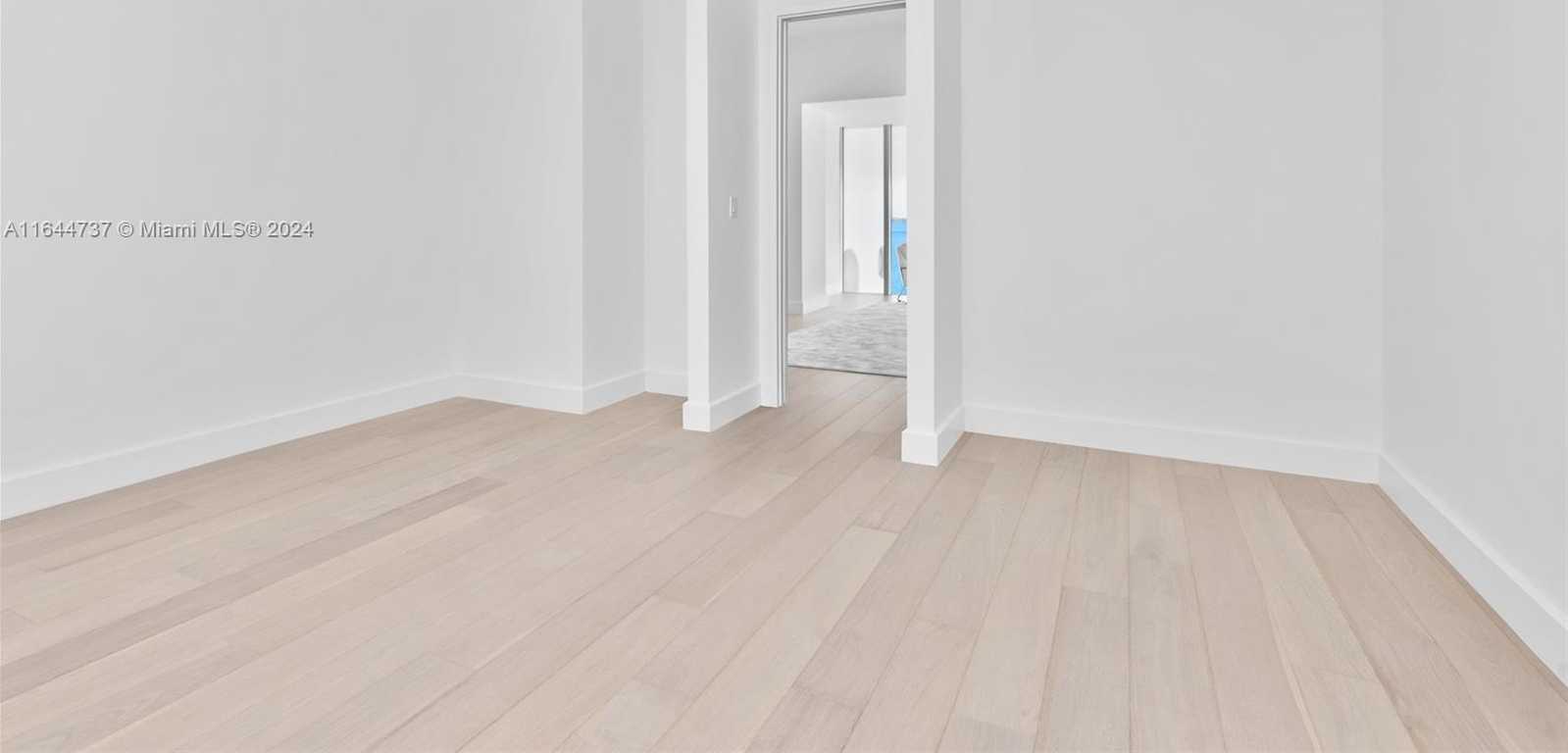 Small Image of 700 NE 26th Terrace, Miami, FL 33137, USA Number 39