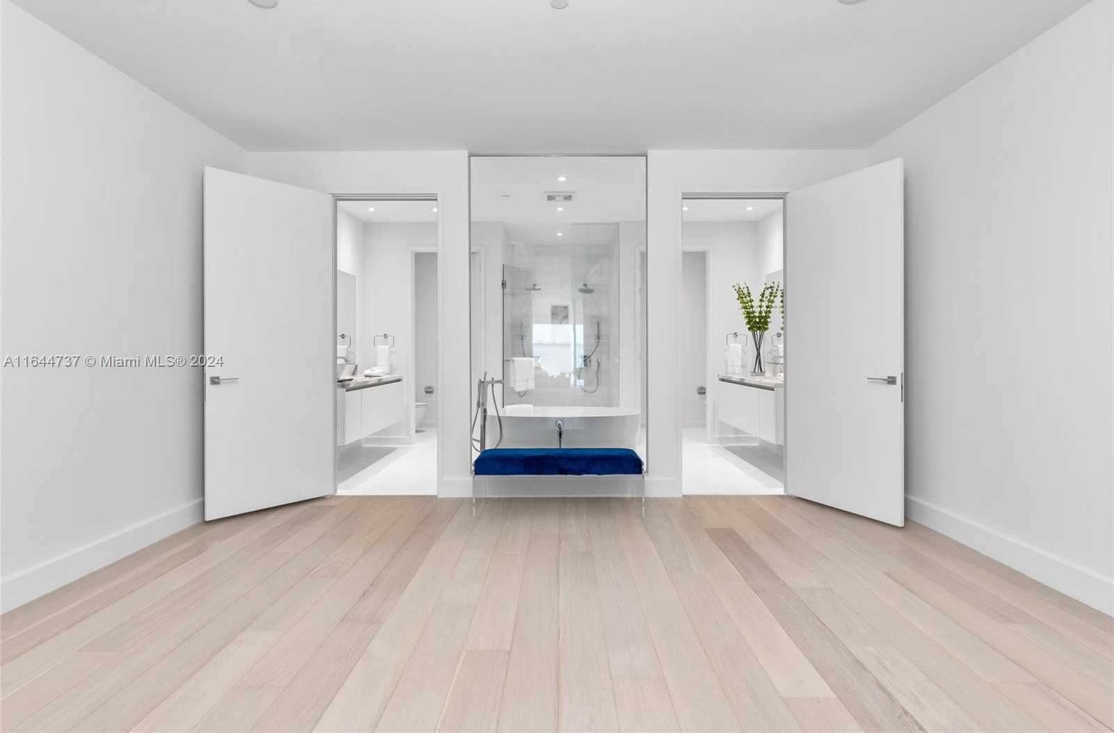 Small Image of 700 NE 26th Terrace, Miami, FL 33137, USA Number 40