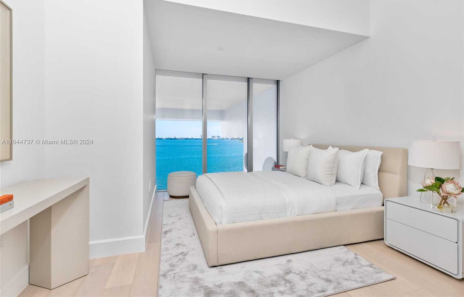 Small Image of 700 NE 26th Terrace, Miami, FL 33137, USA Number 45