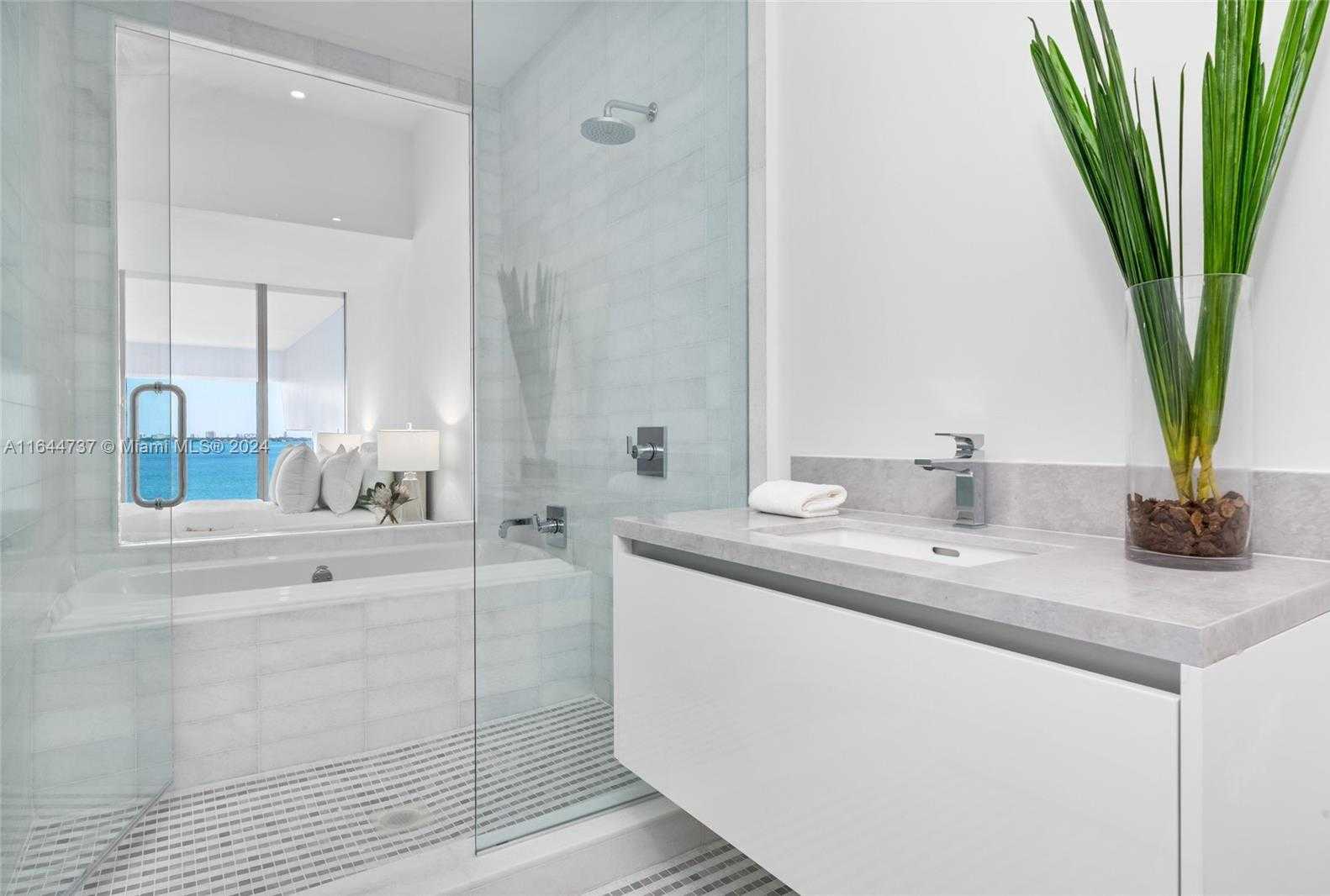 Small Image of 700 NE 26th Terrace, Miami, FL 33137, USA Number 48