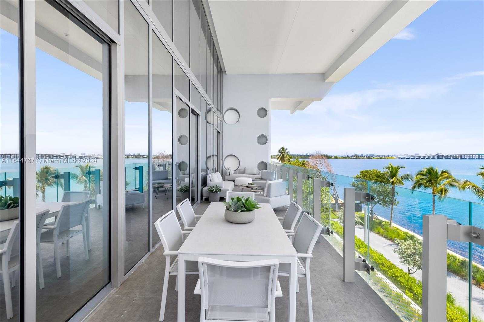 Small Image of 700 NE 26th Terrace, Miami, FL 33137, USA Number 57