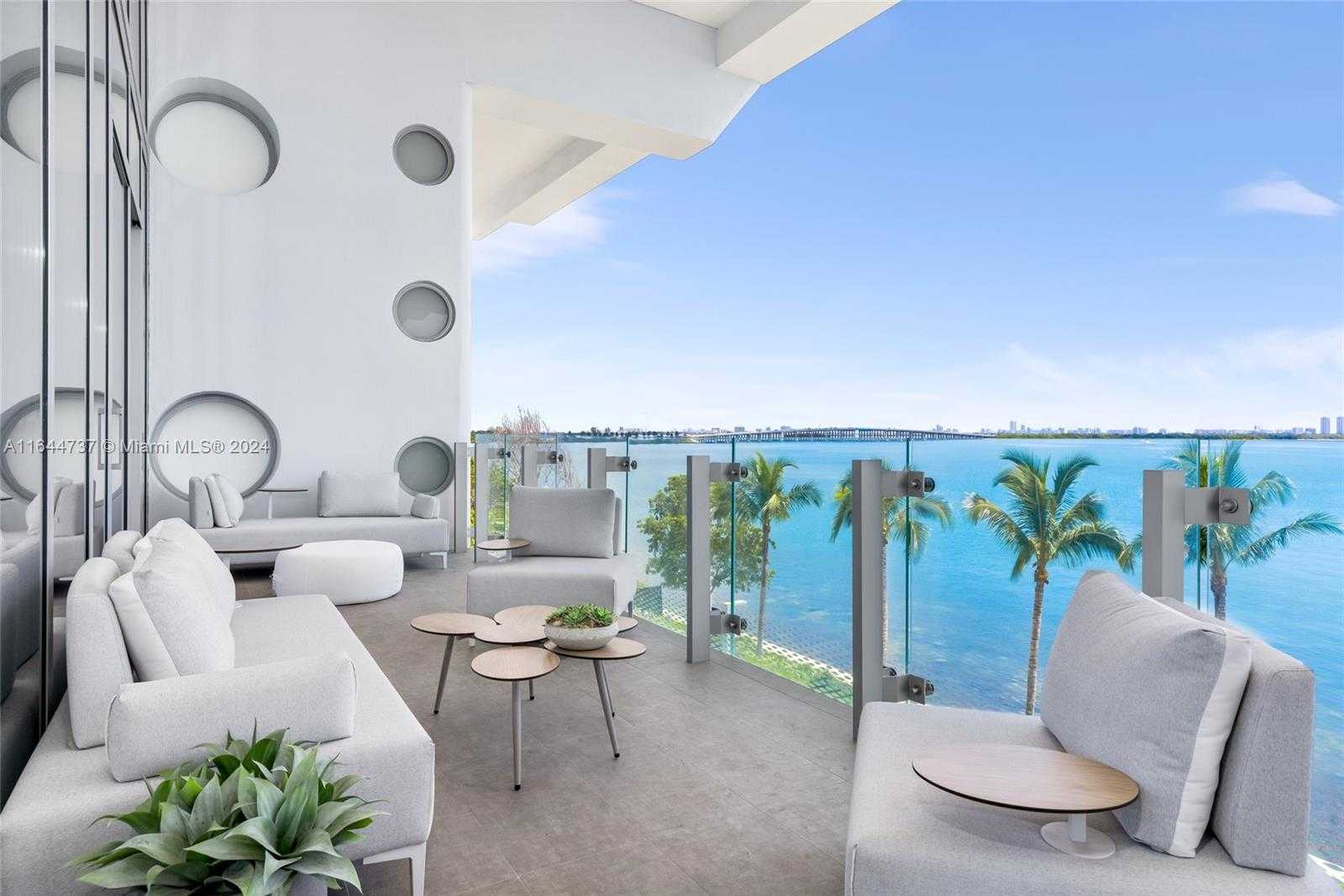 Small Image of 700 NE 26th Terrace, Miami, FL 33137, USA Number 59