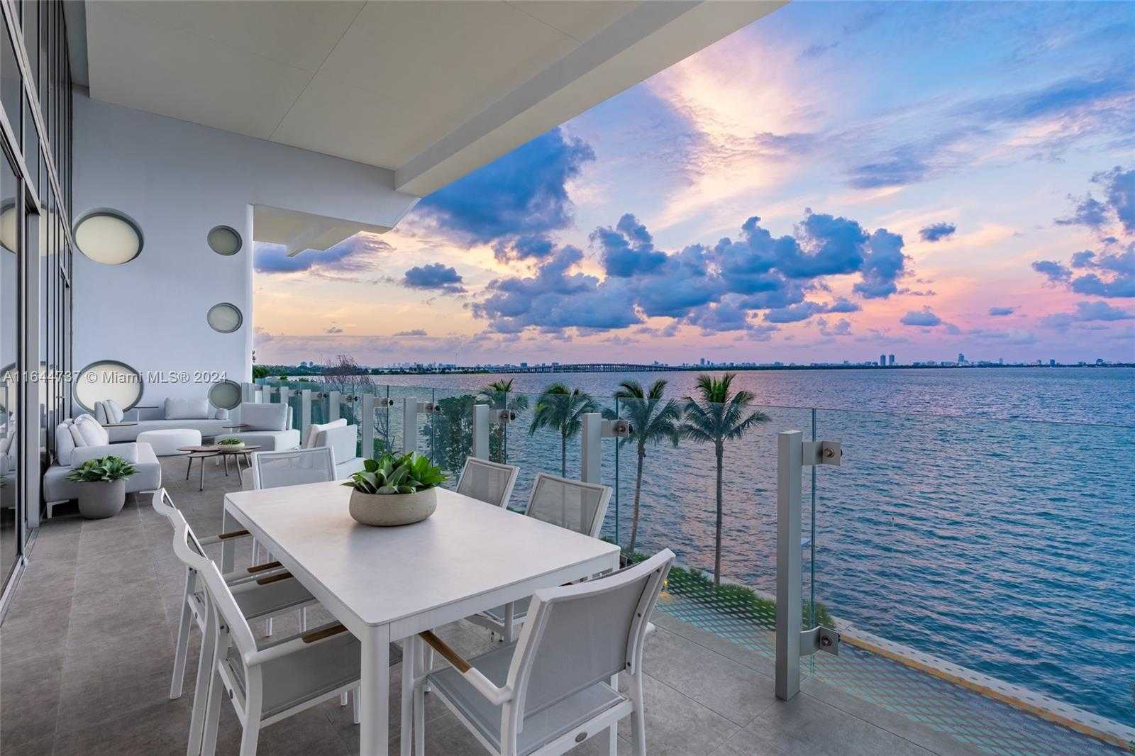 Small Image of 700 NE 26th Terrace, Miami, FL 33137, USA Number 68