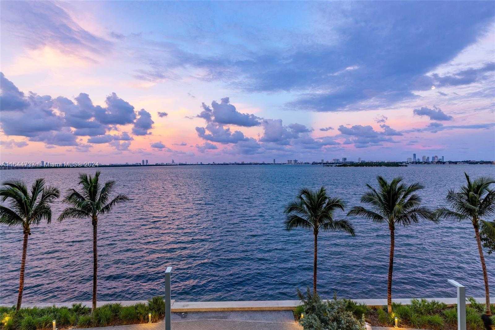 Small Image of 700 NE 26th Terrace, Miami, FL 33137, USA Number 73
