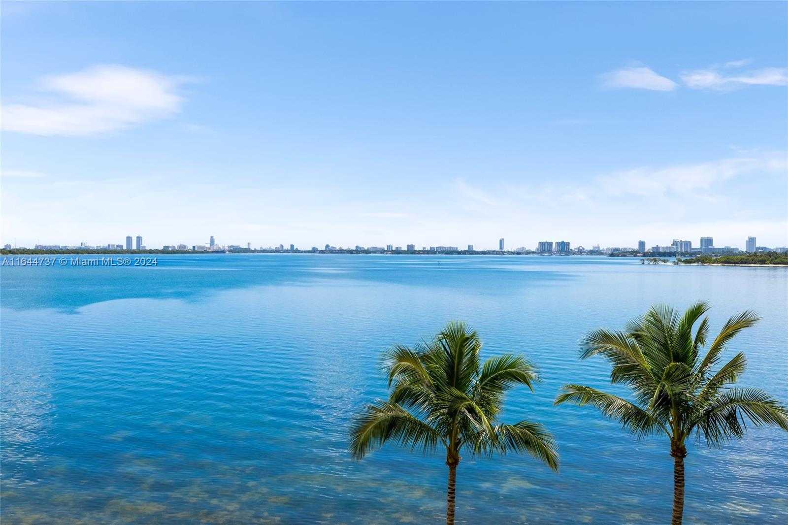 Small Image of 700 NE 26th Terrace, Miami, FL 33137, USA Number 82