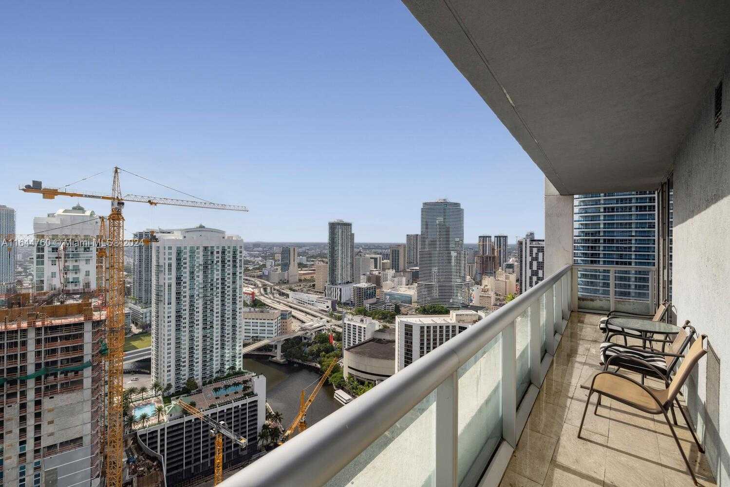 Small Image of 485 BRICKELL AVE #4104, Miami Number 13