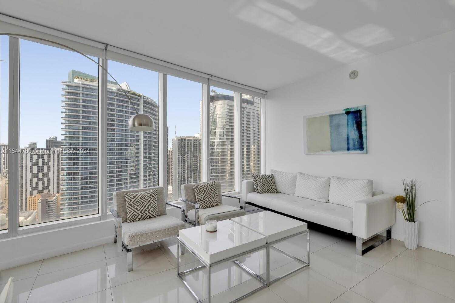 Small Image of 485 BRICKELL AVE #4104, Miami Number 5