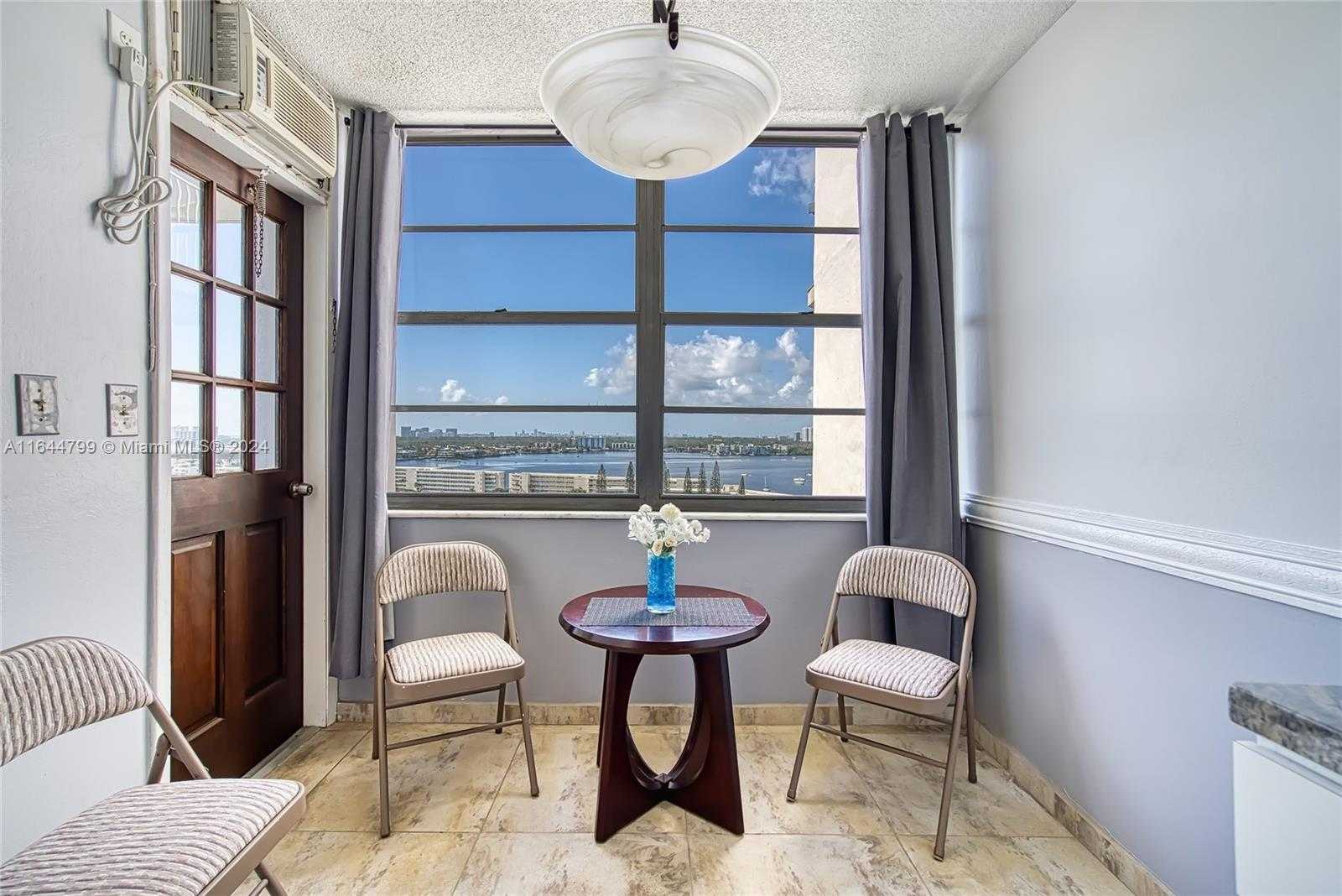 Small Image of 18021 BISCAYNE BLVD #1604, Aventura Number 12