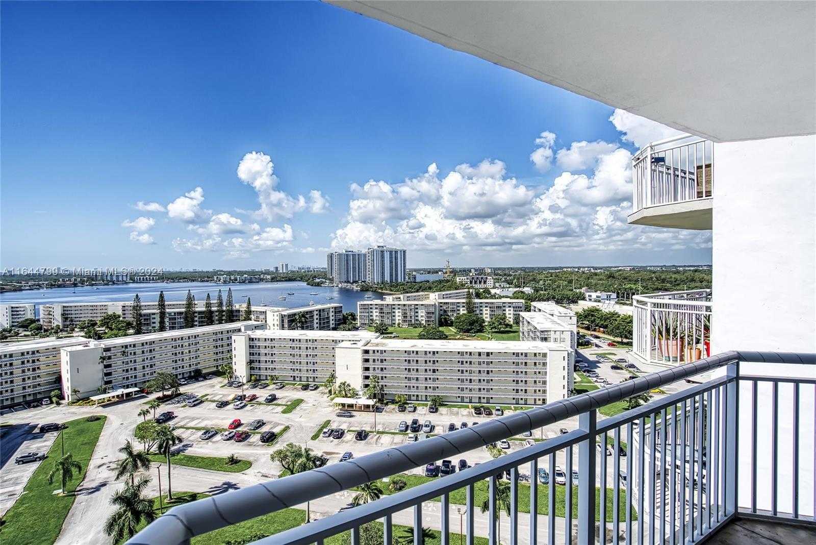 Small Image of 18021 BISCAYNE BLVD #1604, Aventura Number 40