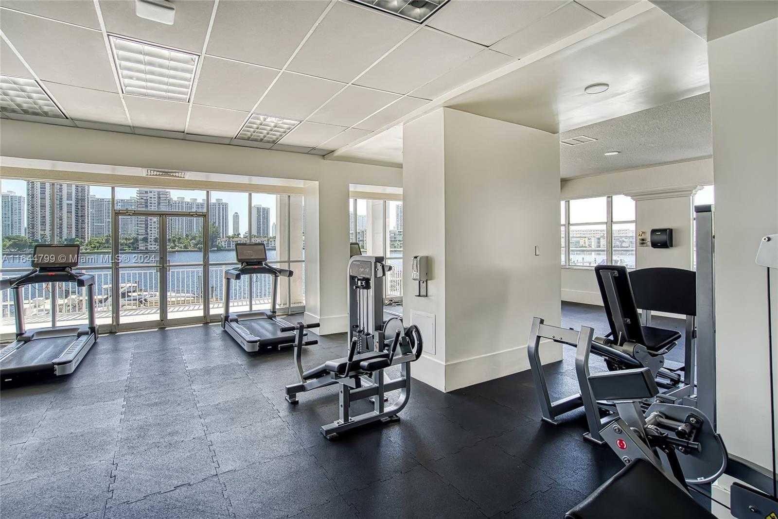 Small Image of 18021 BISCAYNE BLVD #1604, Aventura Number 52