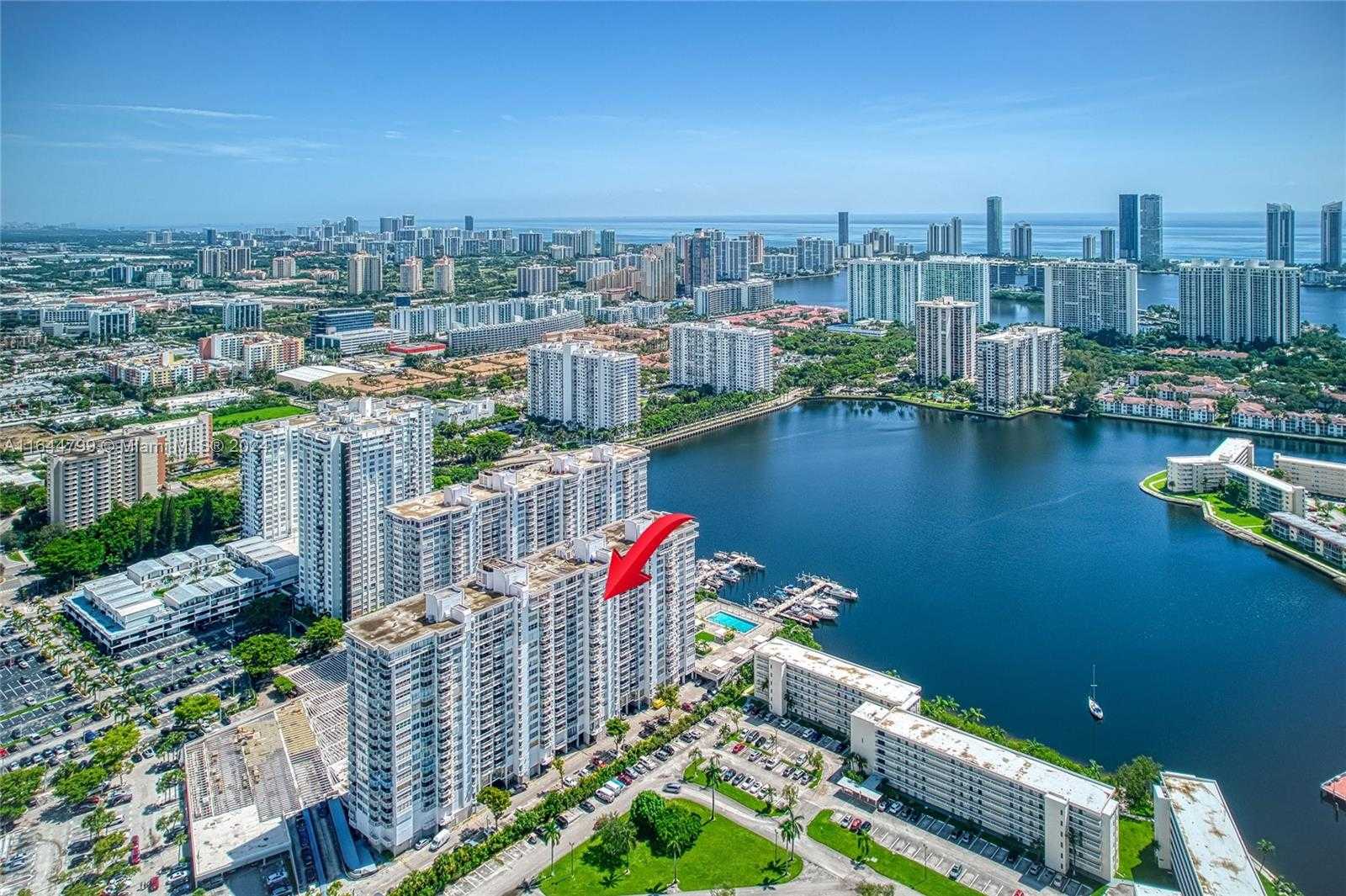 Small Image of 18021 BISCAYNE BLVD #1604, Aventura Number 55