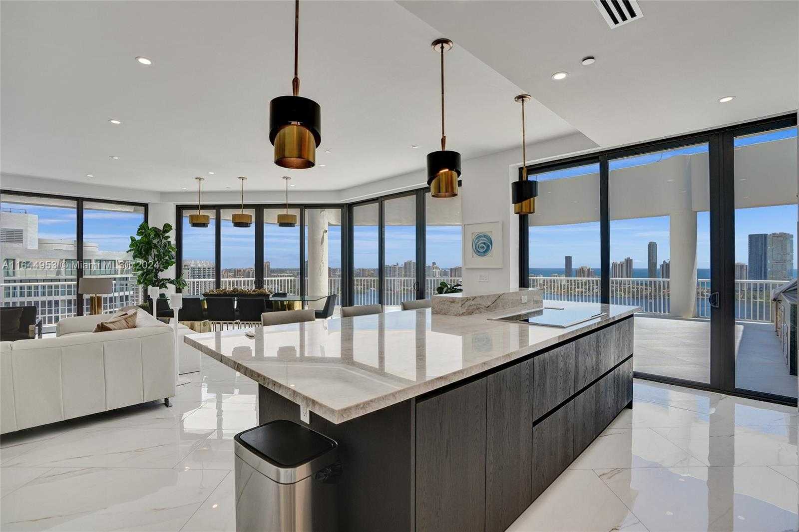 Small Image of 3000 ISLAND BLVD #PH-4, Aventura Number 10
