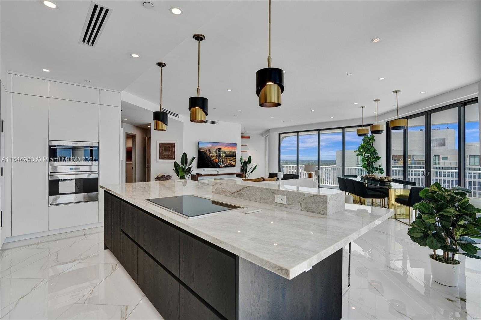 Small Image of 3000 ISLAND BLVD #PH-4, Aventura Number 12