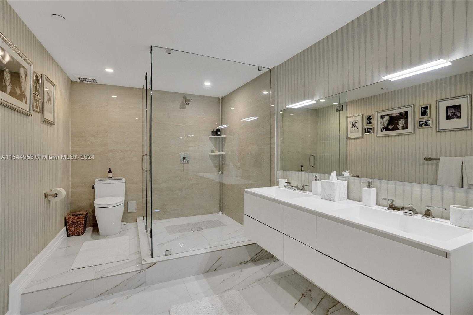 Small Image of 3000 ISLAND BLVD #PH-4, Aventura Number 39