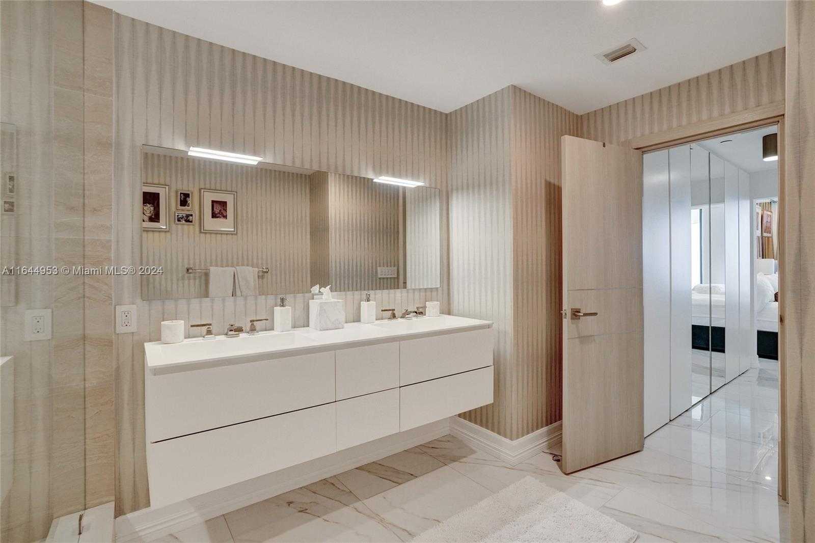 Small Image of 3000 ISLAND BLVD #PH-4, Aventura Number 40