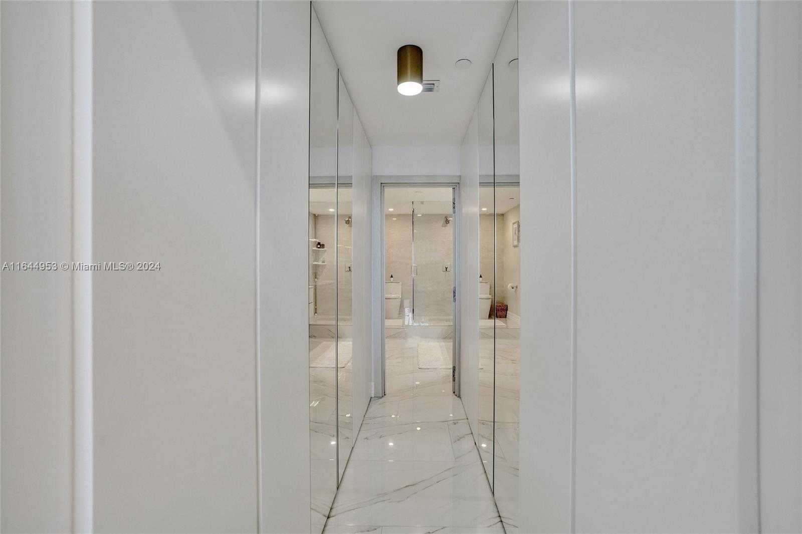 Small Image of 3000 ISLAND BLVD #PH-4, Aventura Number 41