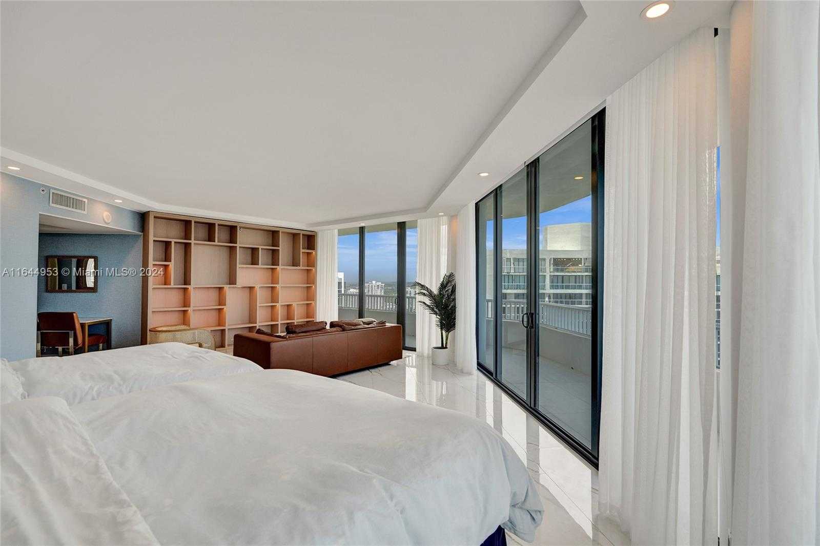 Small Image of 3000 ISLAND BLVD #PH-4, Aventura Number 59