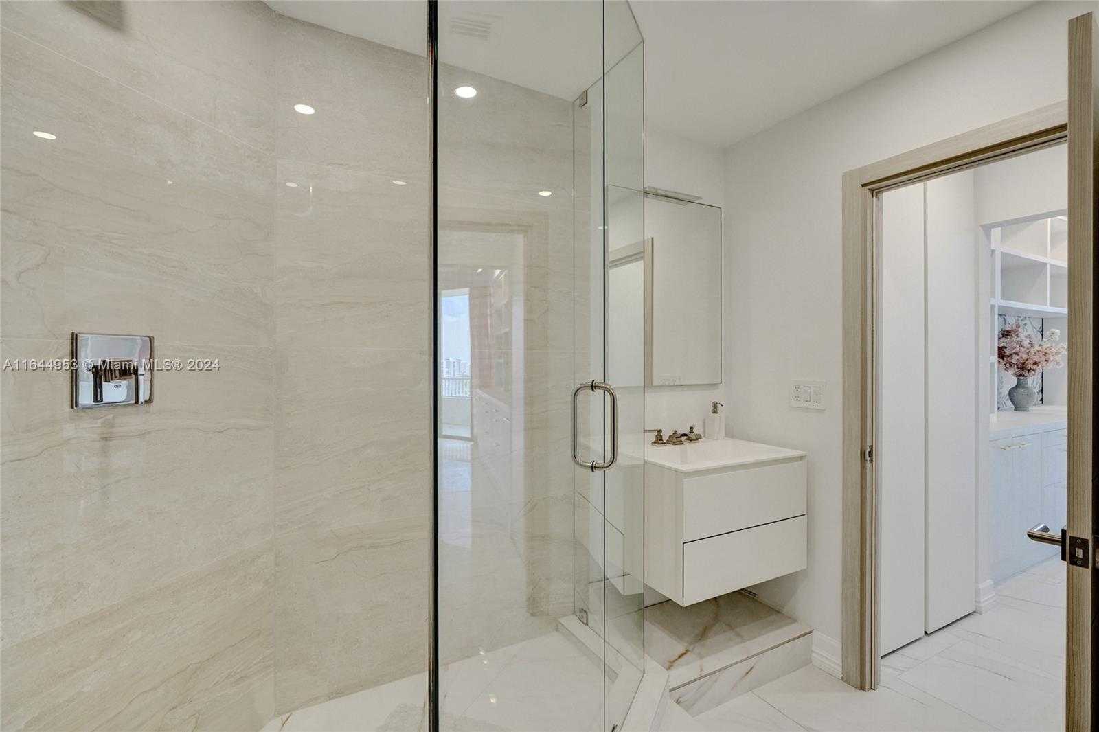 Small Image of 3000 ISLAND BLVD #PH-4, Aventura Number 71
