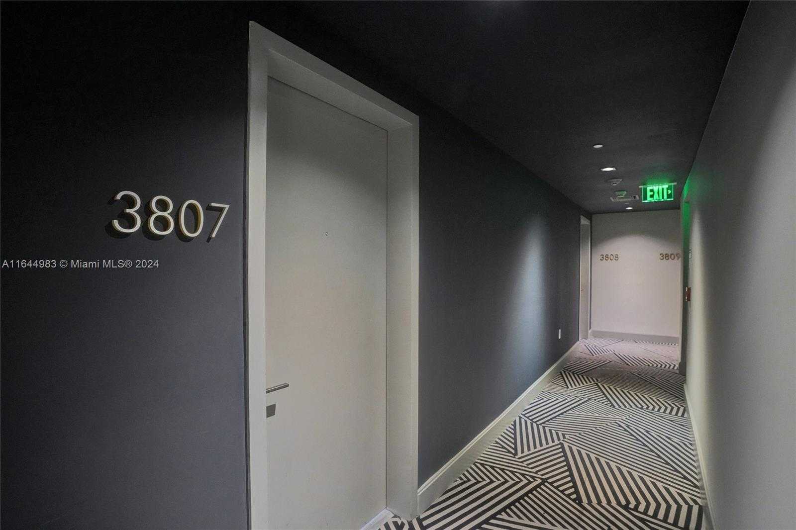 Small Image of 45 SOUTH WEST 9TH ST #3807, Miami Number 24