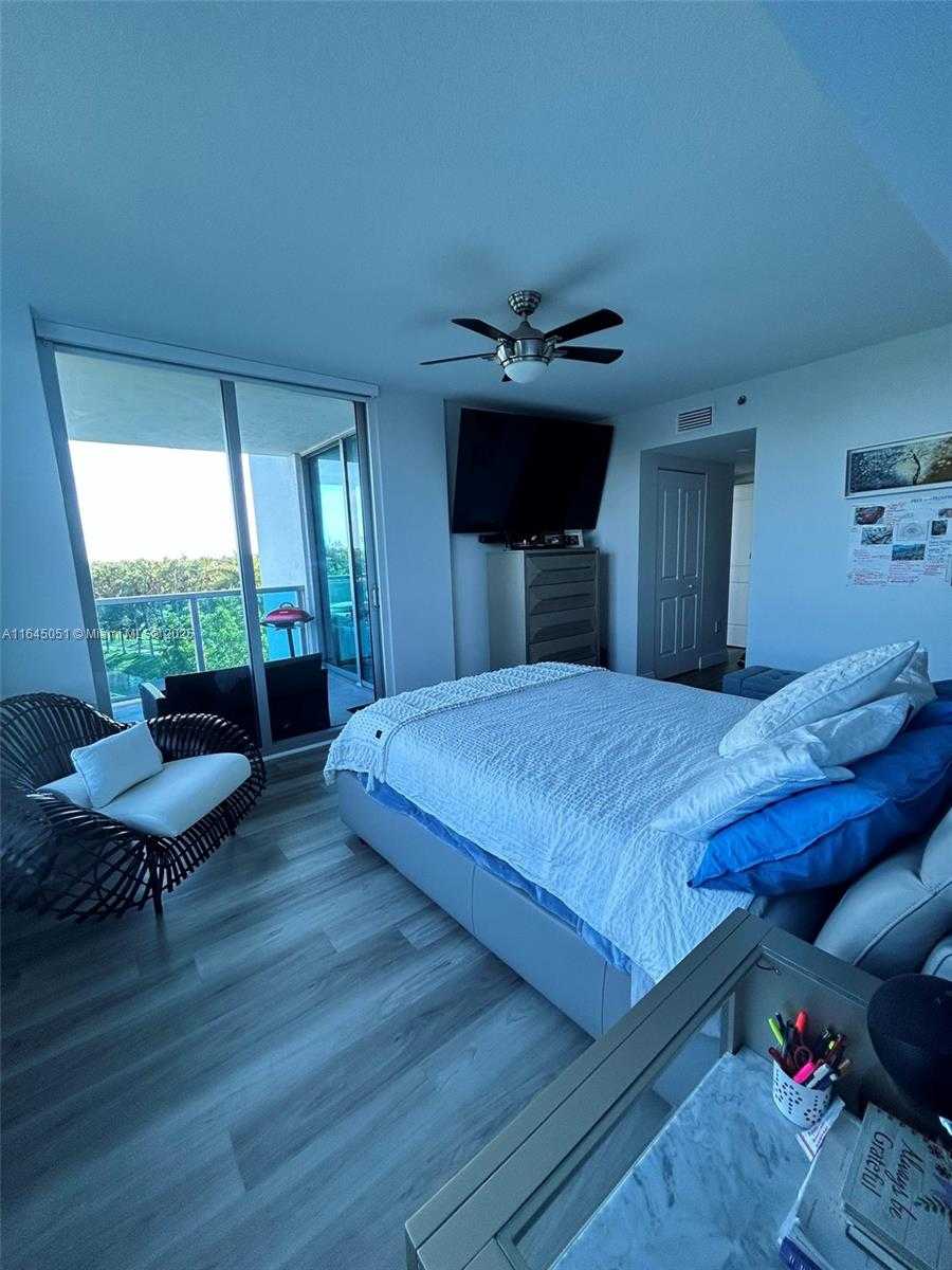 Small Image of 2641 NORTH FLAMINGO RD #508N, Sunrise Number 4