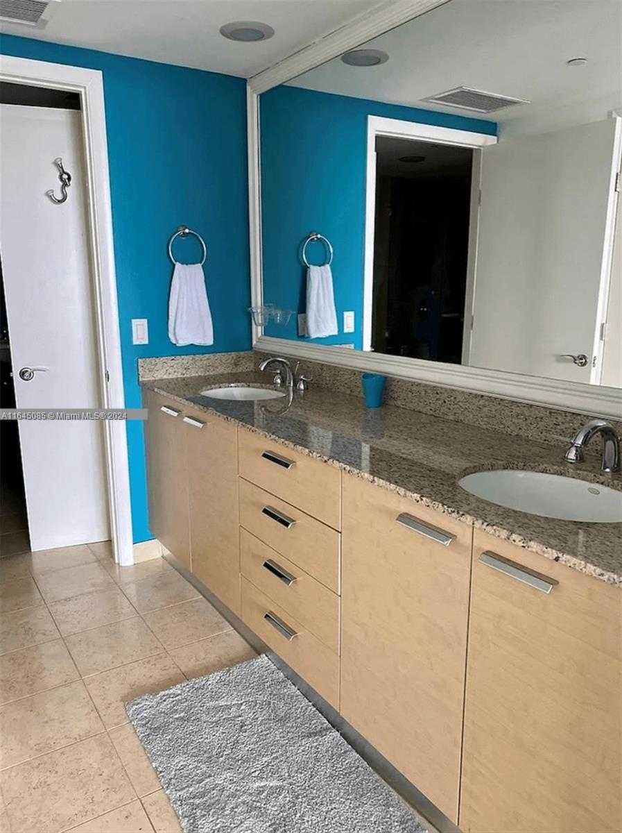 Small Image of 1850 SOUTH OCEAN DR #3809, Hallandale Beach Number 11