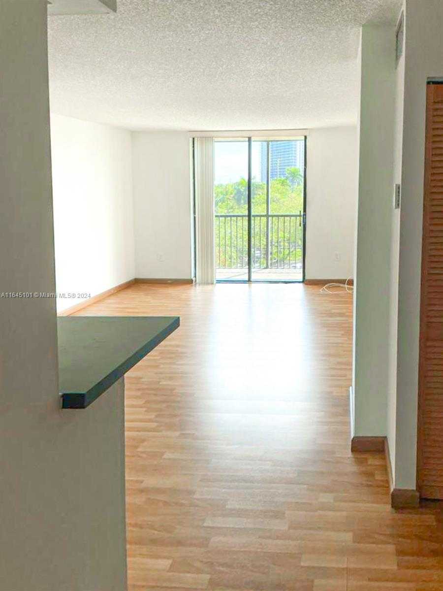 Small Image of 16851 NORTH EAST 23RD AVE #B-614, North Miami Beach Number 4