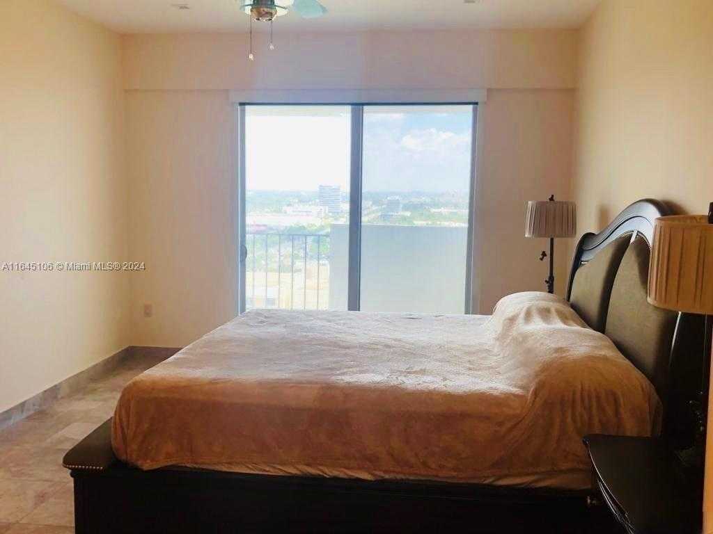 Small Image of 2780 NORTH EAST 183RD ST #PH01, Aventura Number 11