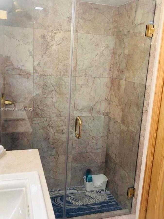 Small Image of 2780 NORTH EAST 183RD ST #PH01, Aventura Number 9