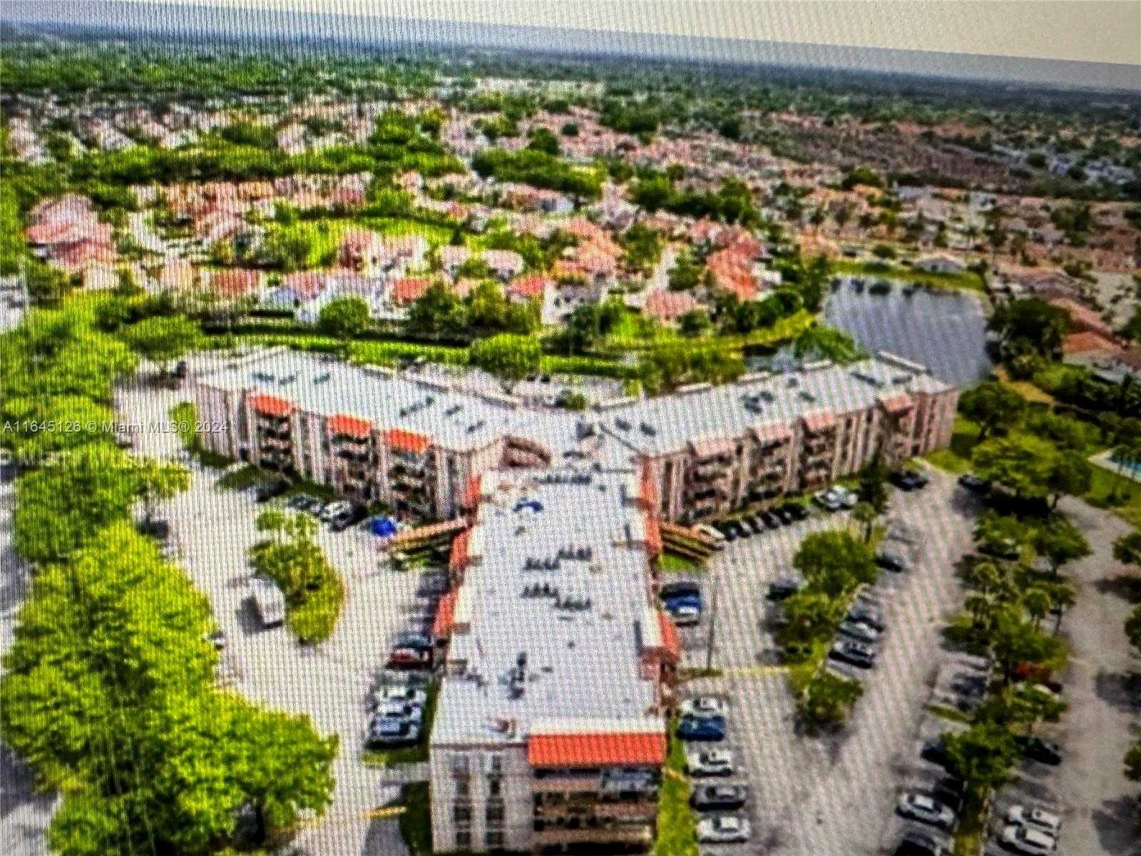 Small Image of 5800 SOUTH WEST 127TH AVE #2418, Miami Number 4