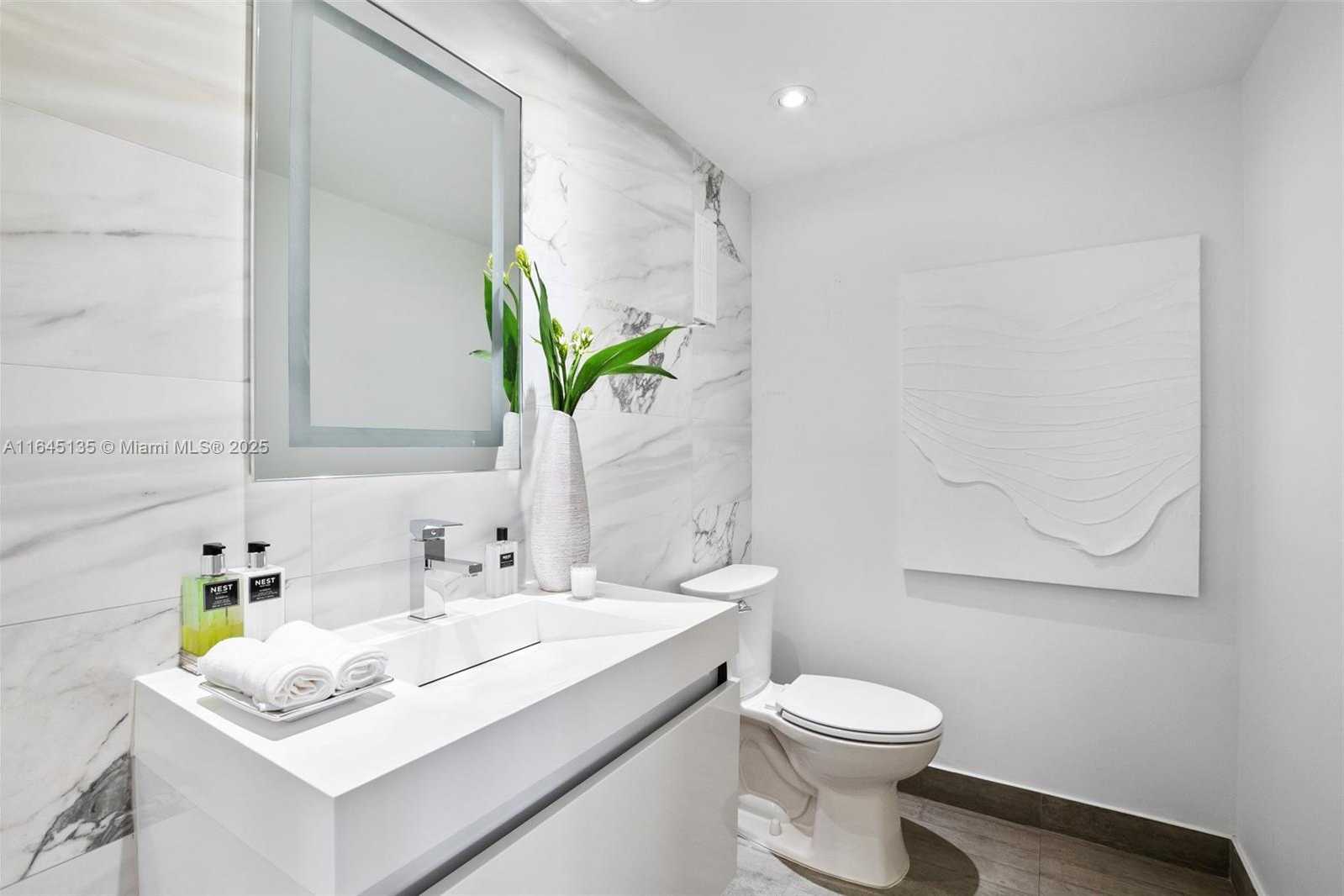 Small Image of 20281 EAST COUNTRY CLUB DR #808, Aventura Number 12