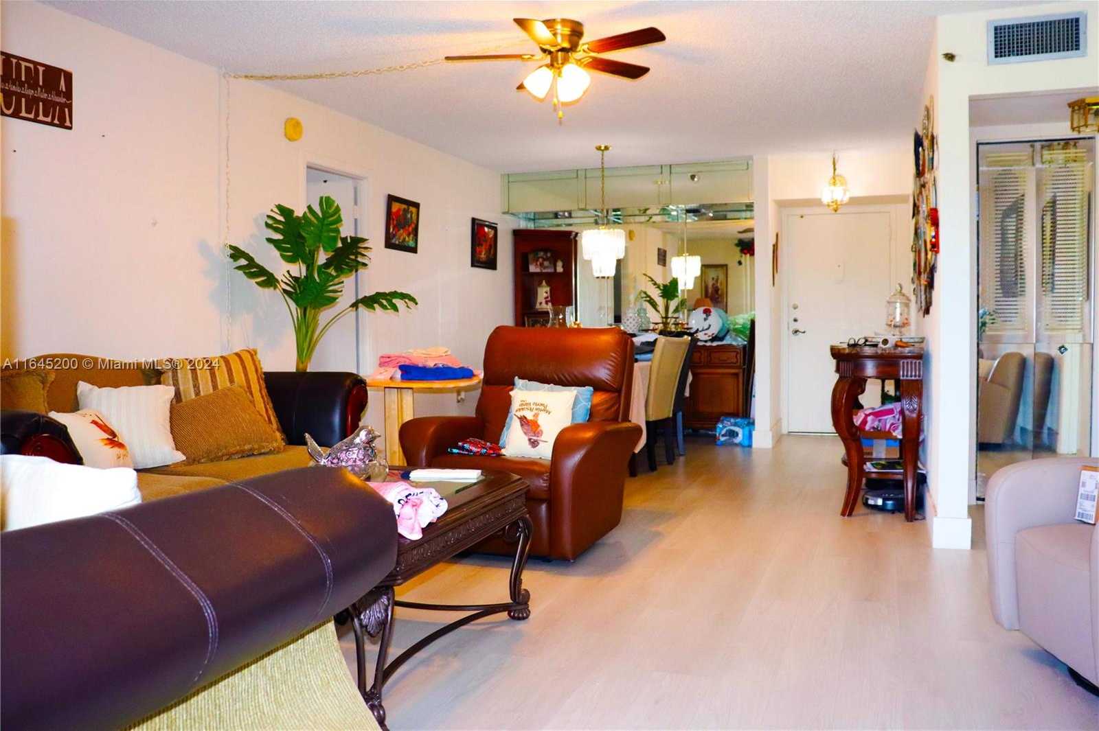 Small Image of 900 SAINT CHARLES PL #316, Pembroke Pines Number 19