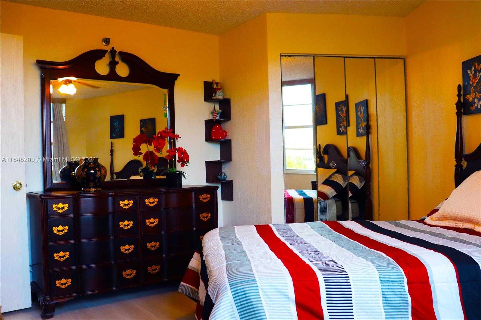 Small Image of 900 SAINT CHARLES PL #316, Pembroke Pines Number 29