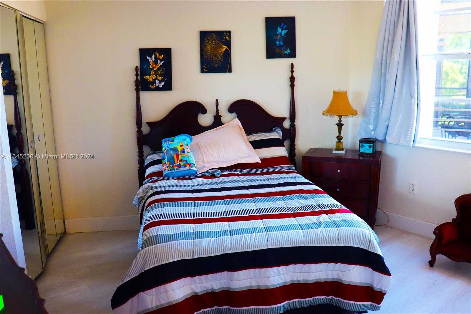 Small Image of 900 SAINT CHARLES PL #316, Pembroke Pines Number 36