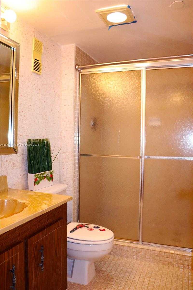 Small Image of 900 SAINT CHARLES PL #316, Pembroke Pines Number 39