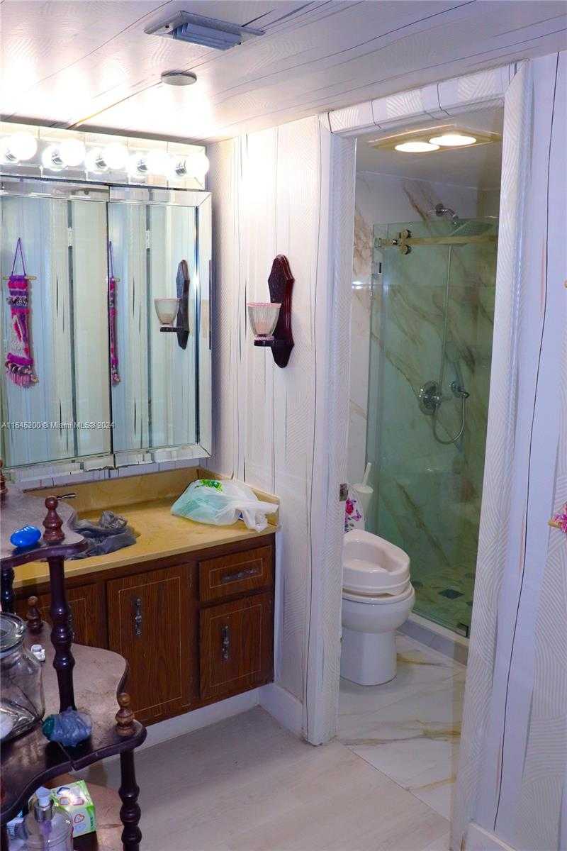 Small Image of 900 SAINT CHARLES PL #316, Pembroke Pines Number 55