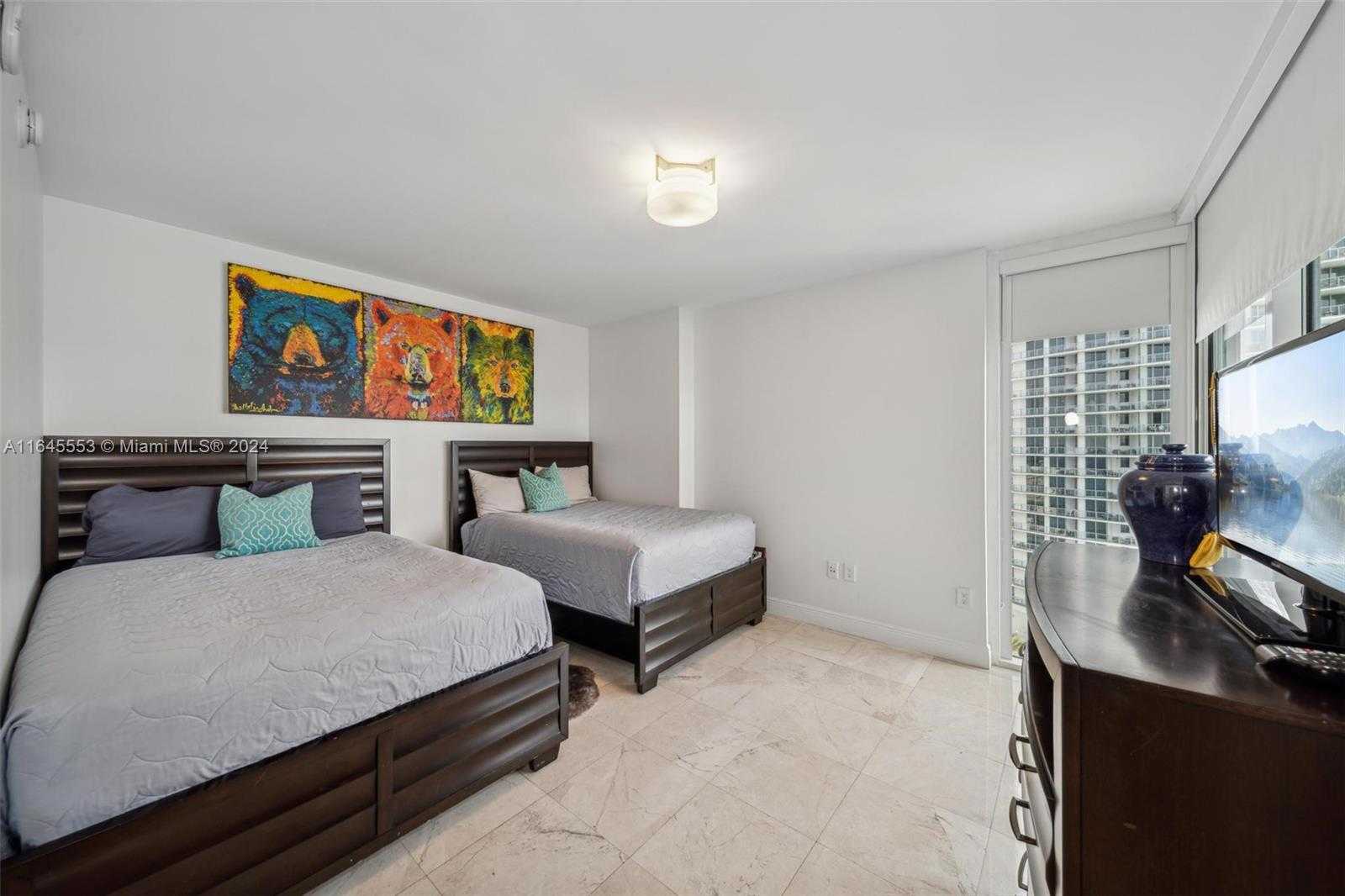 Small Image of 1800 SOUTH OCEAN DR #2401, Hallandale Beach Number 17