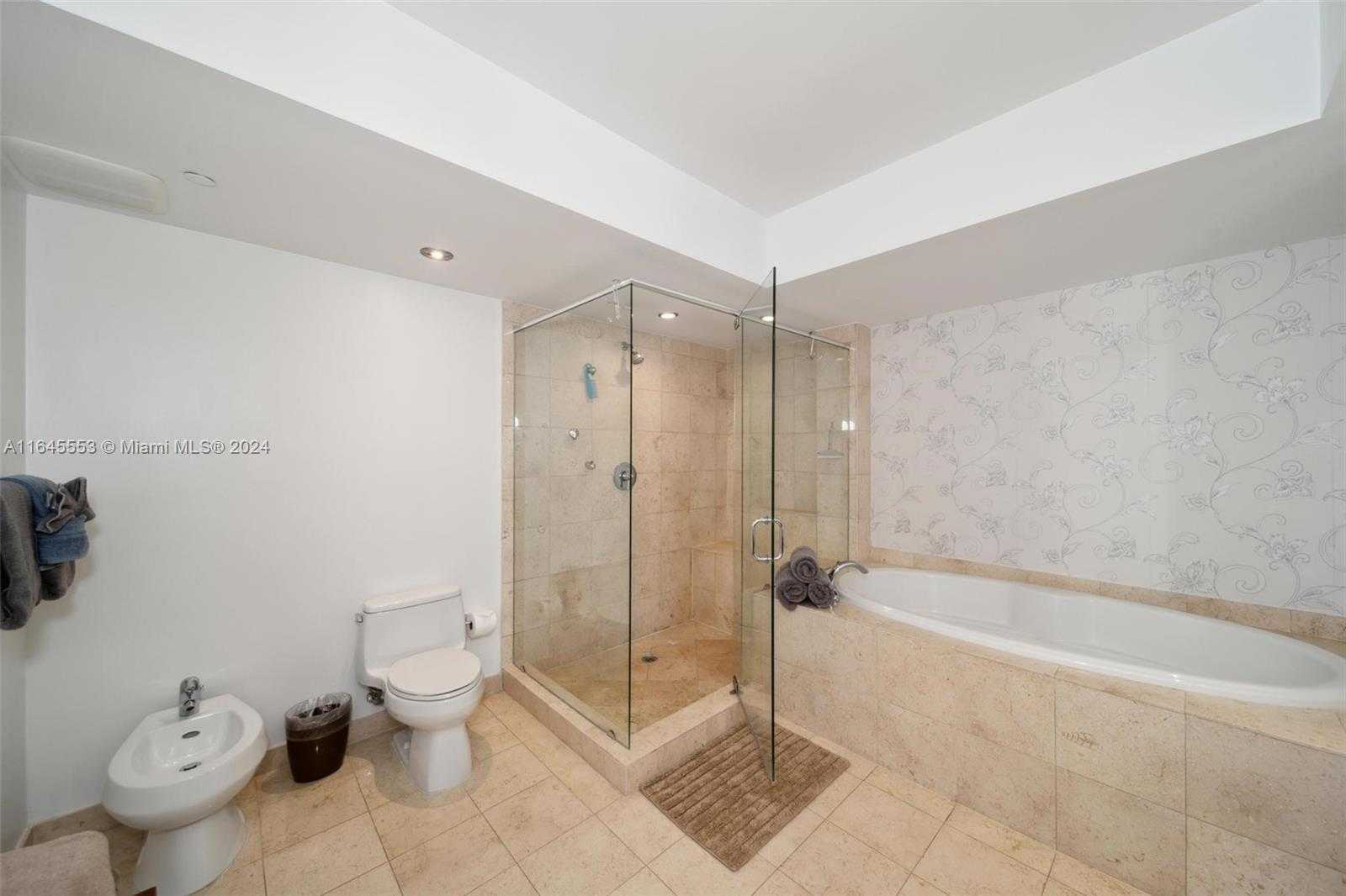 Small Image of 1800 SOUTH OCEAN DR #2401, Hallandale Beach Number 30