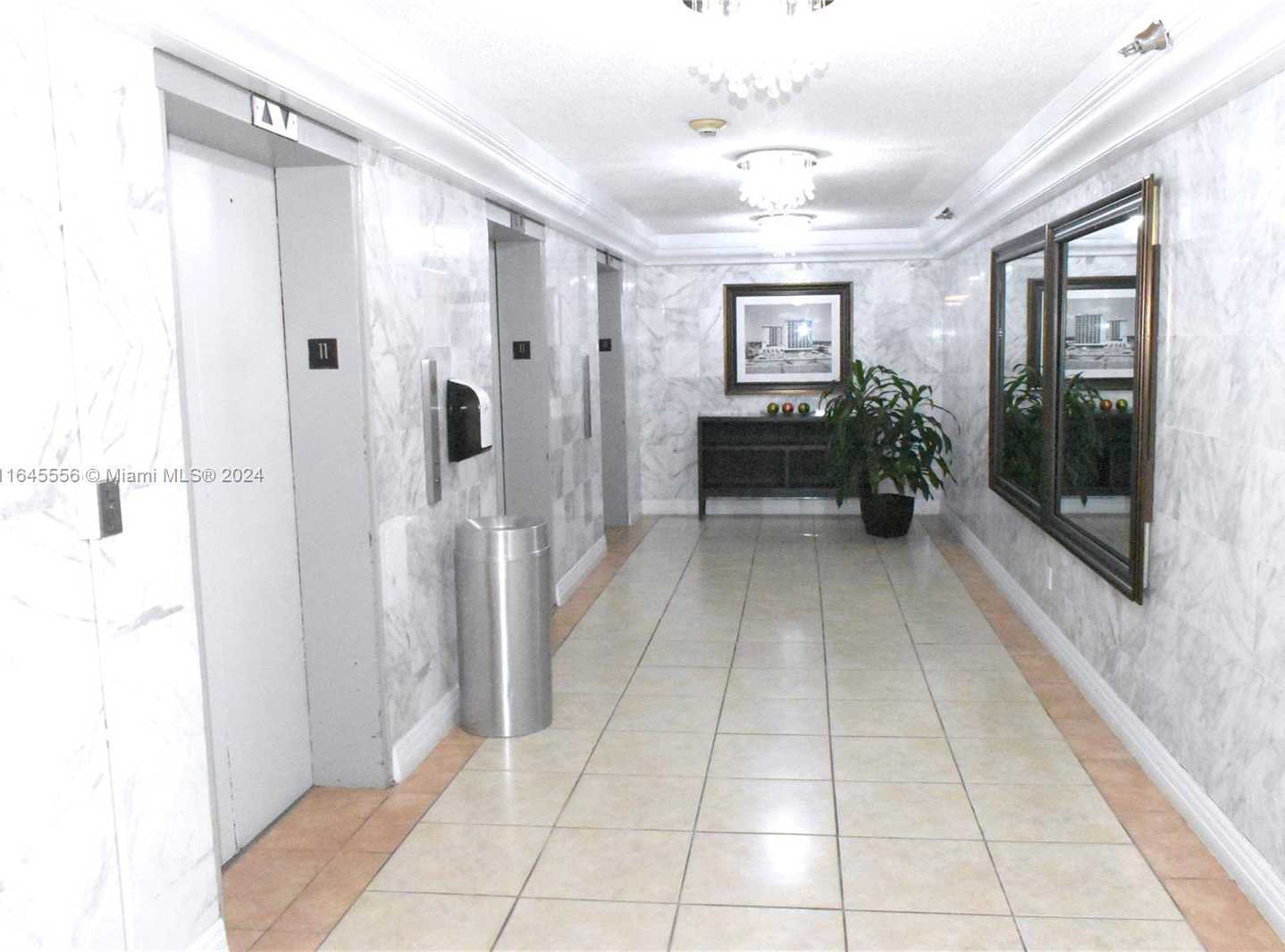 Small Image of 19201 COLLINS AVE #1129, Sunny Isles Beach Number 3