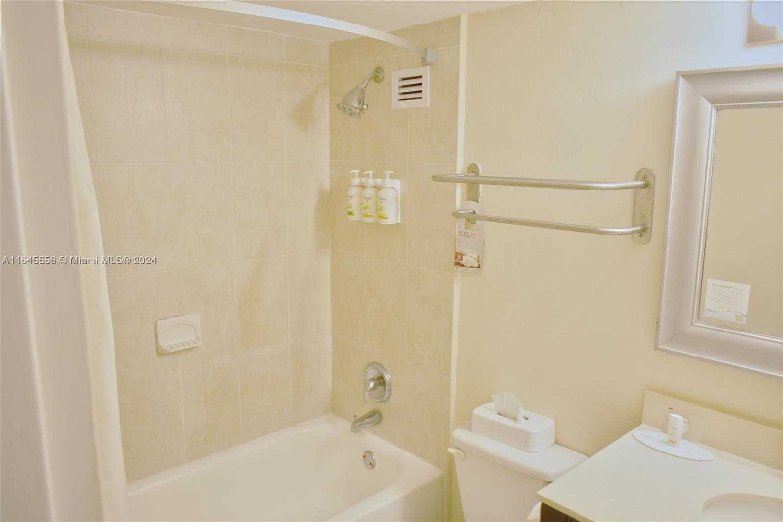 Small Image of 19201 COLLINS AVE #1129, Sunny Isles Beach Number 7