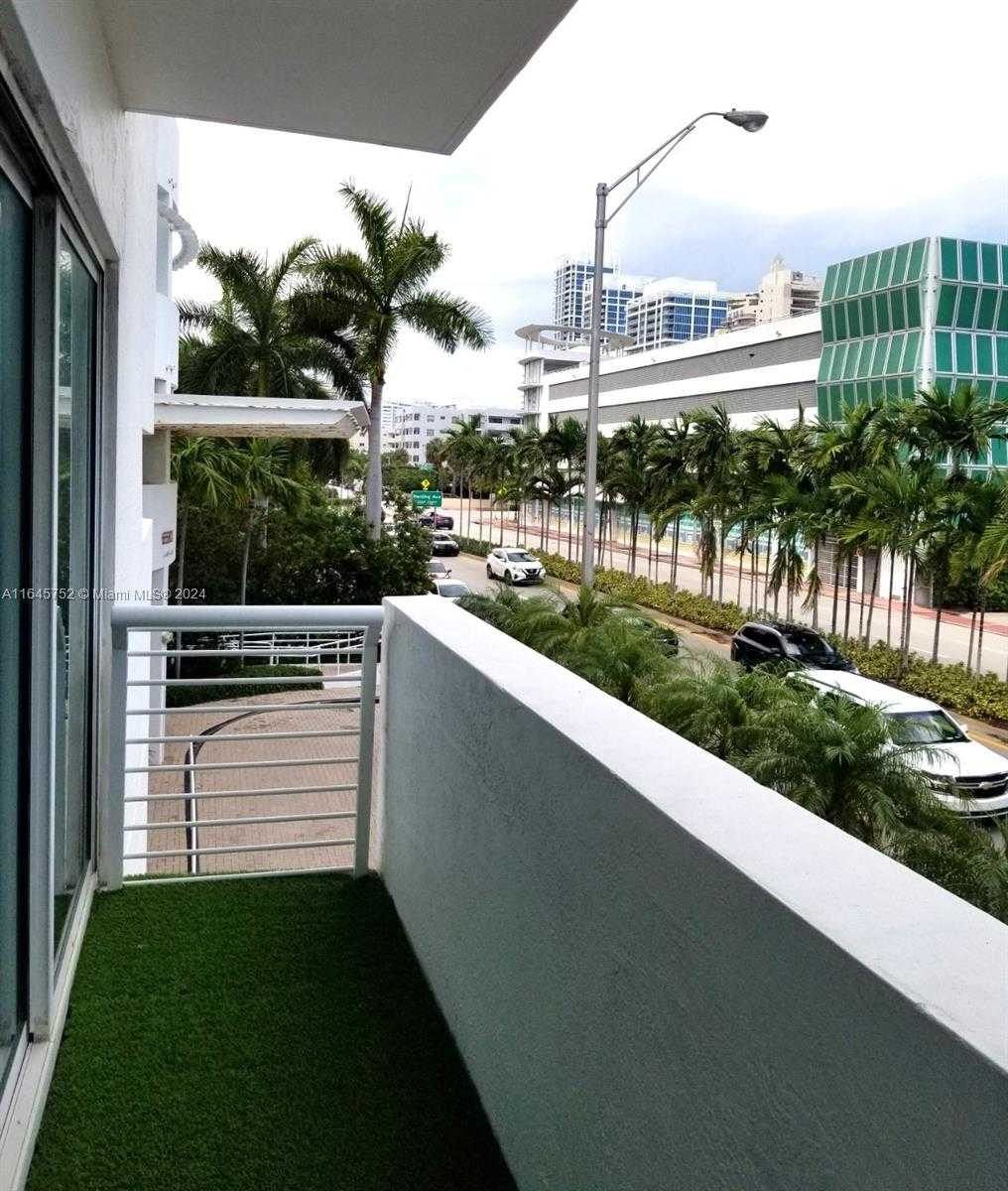 Small Image of 6580 INDIAN CREEK DR #201, Miami Beach Number 12