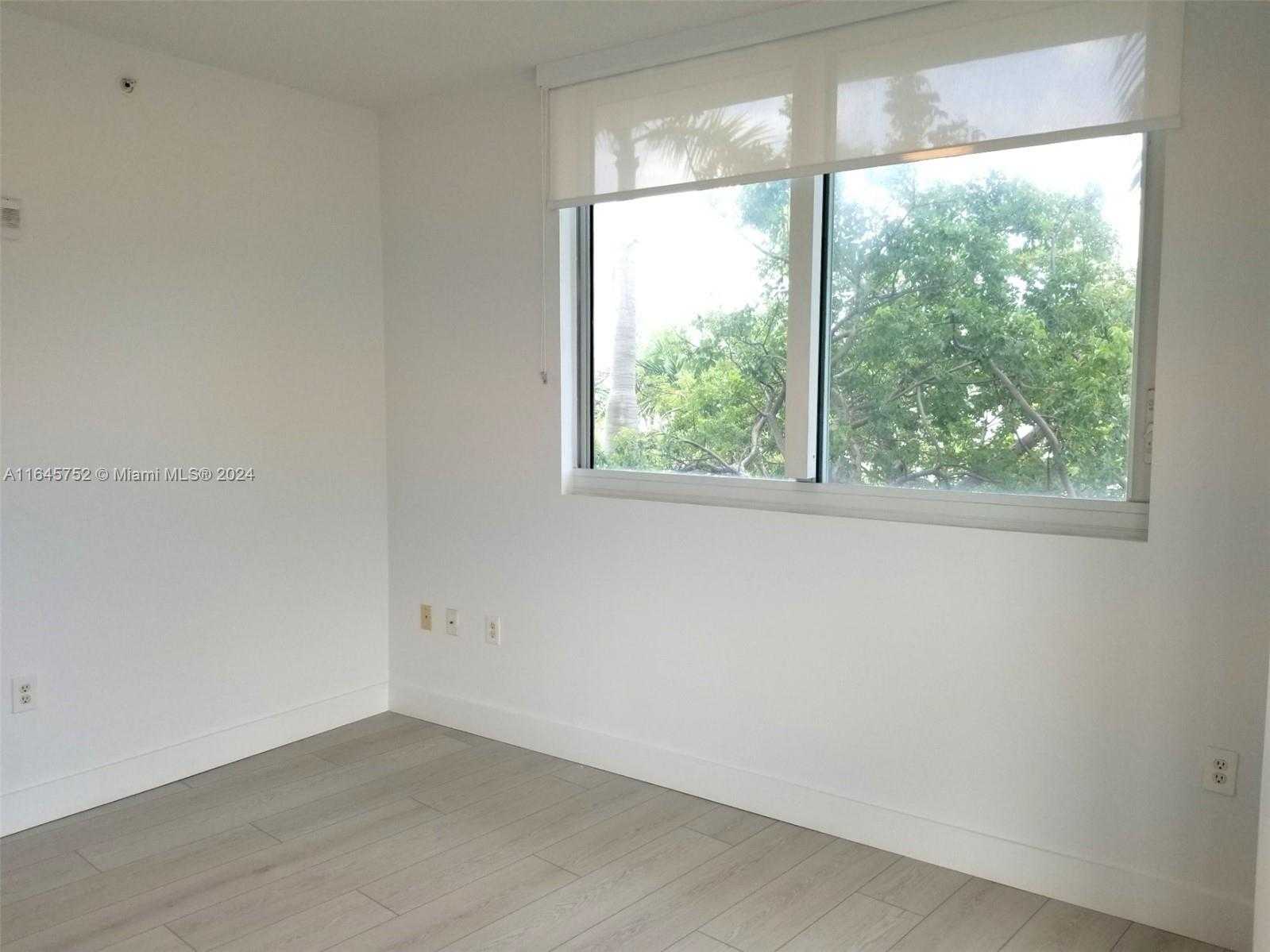 Small Image of 6580 INDIAN CREEK DR #201, Miami Beach Number 16
