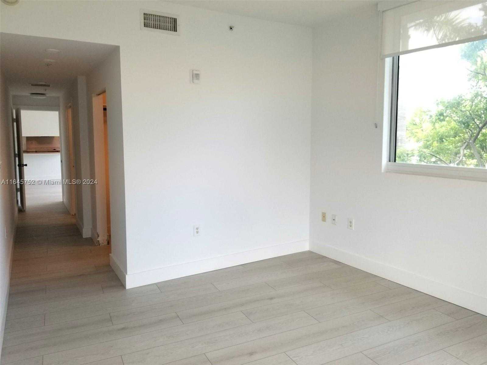 Small Image of 6580 INDIAN CREEK DR #201, Miami Beach Number 17